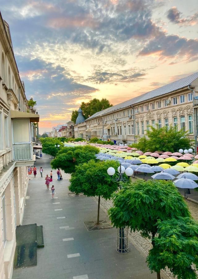 Chira Chiralina Classic Apartment Brăila Dış mekan fotoğraf